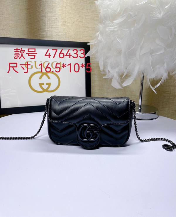 激安グッチバッグコピー正面デザイン